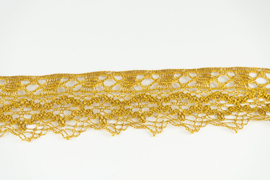 Sun rays knitted choker