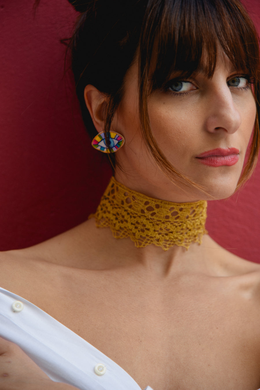 Sun rays knitted choker
