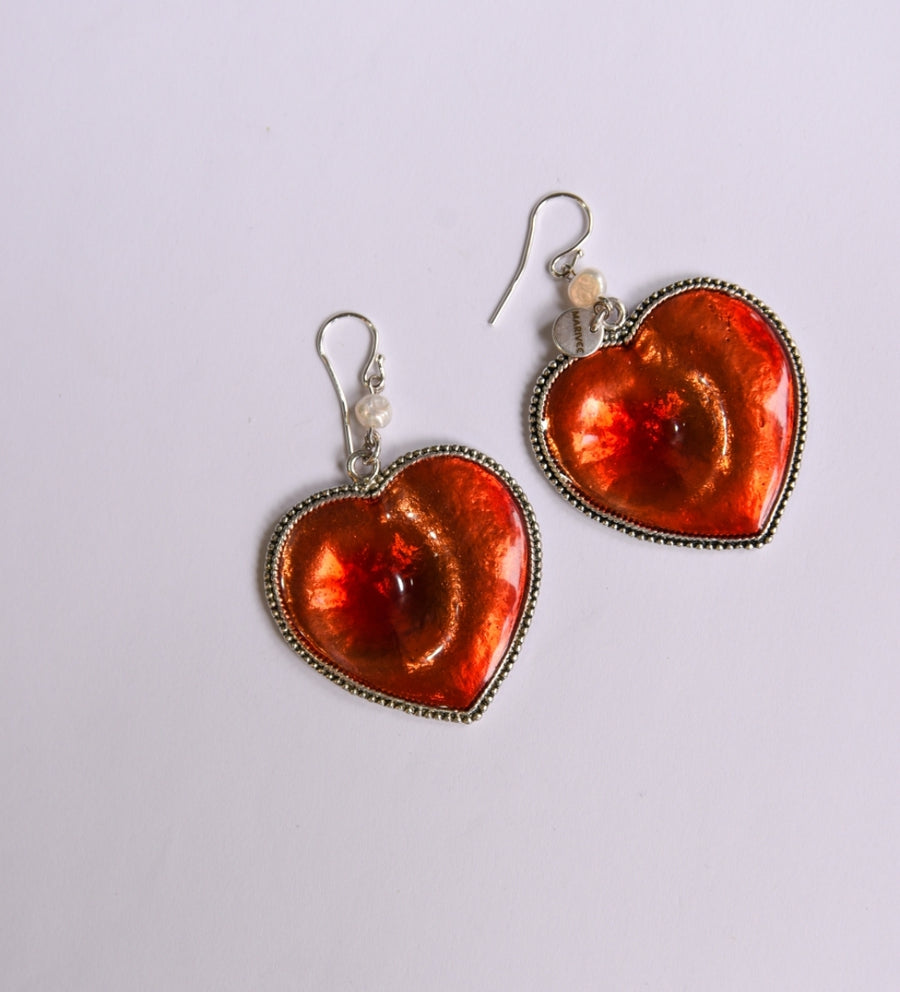 Deep in colors heart earrings (red)