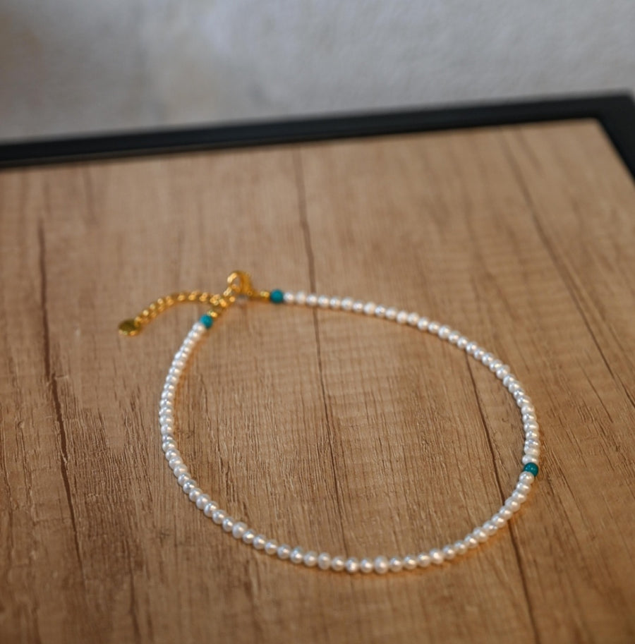 Poulati 23 pearl necklace