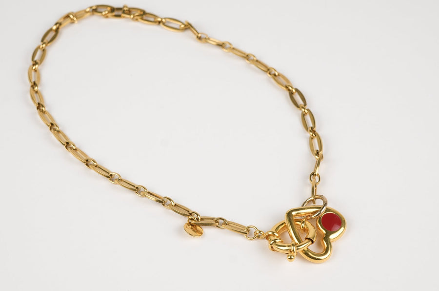 Hold on chain necklace