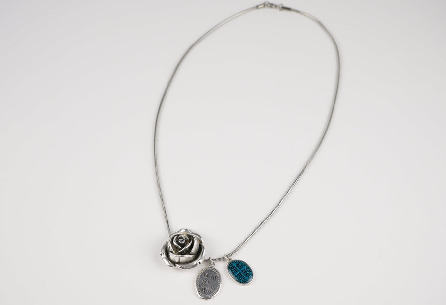 Silver rose necklace