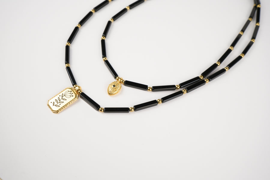Glassy black double necklace