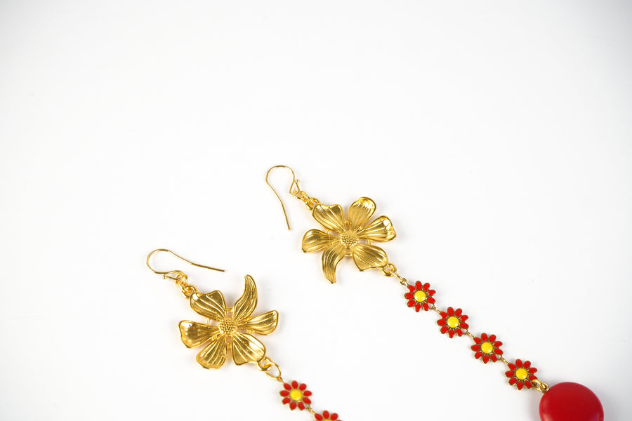 70S daisy vibes earrings red