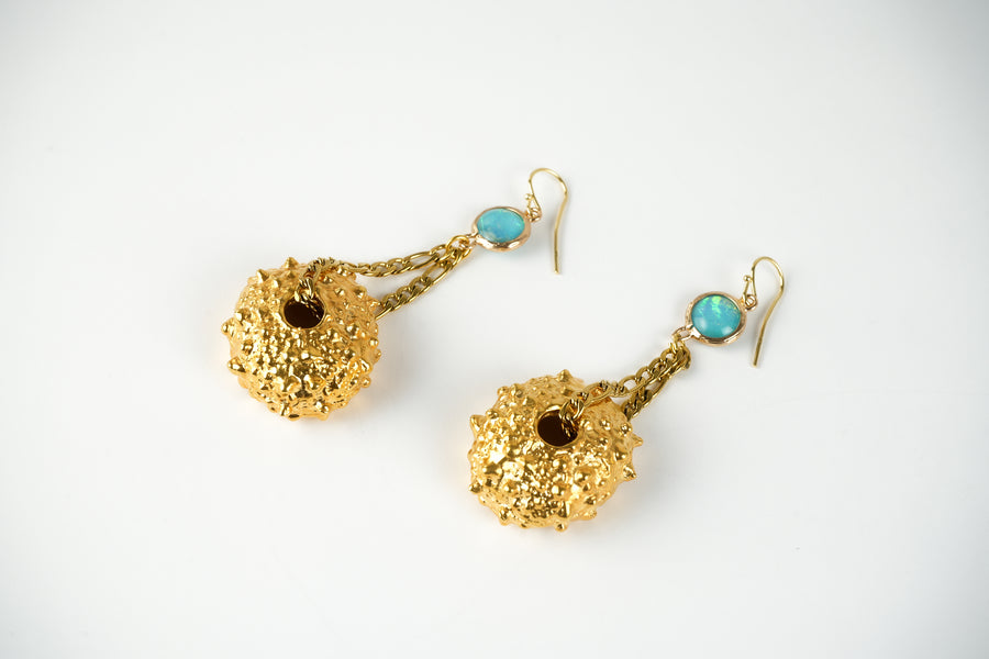 Urchin golden earrings