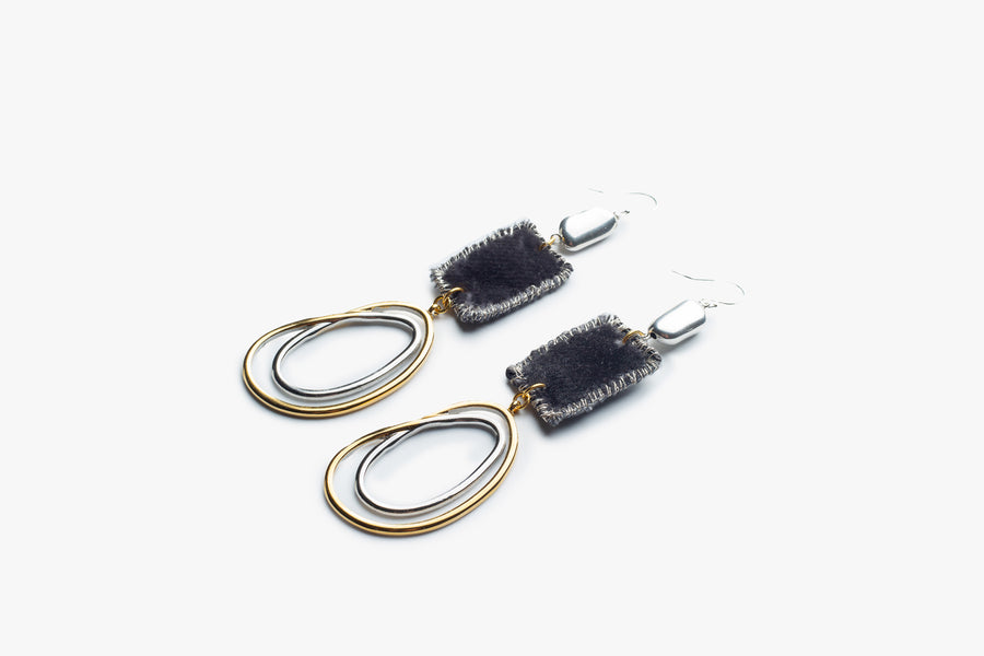 Velvet circle earrings