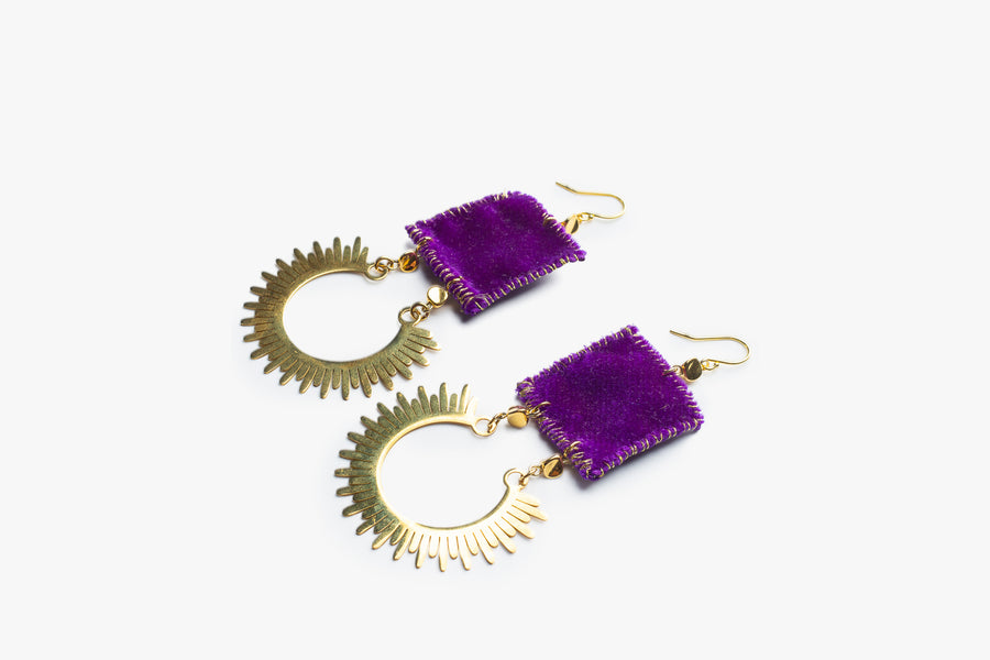 Royal ray earrings