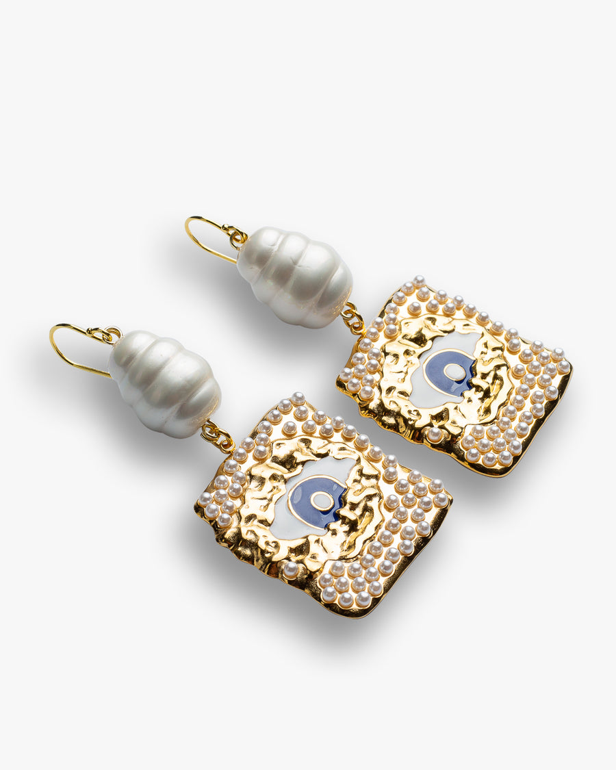 Pearly night earrings