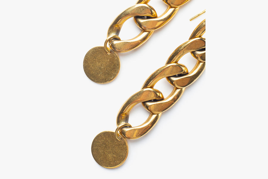 The chain earrings