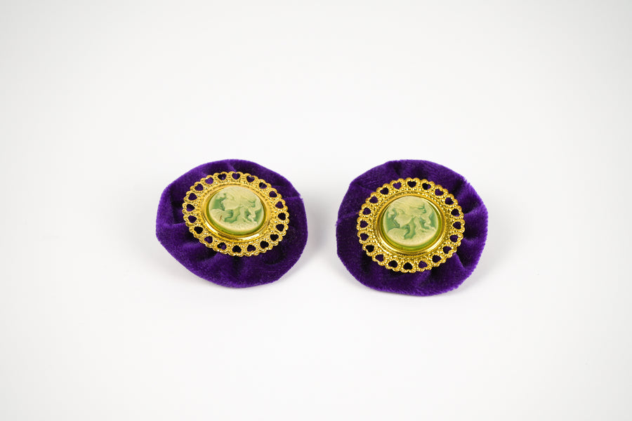 Faidra velvet pin earrings purple
