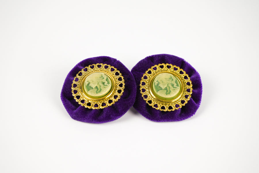 Faidra velvet pin earrings purple