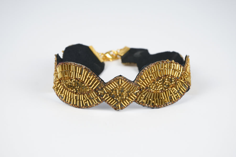Poetry choker