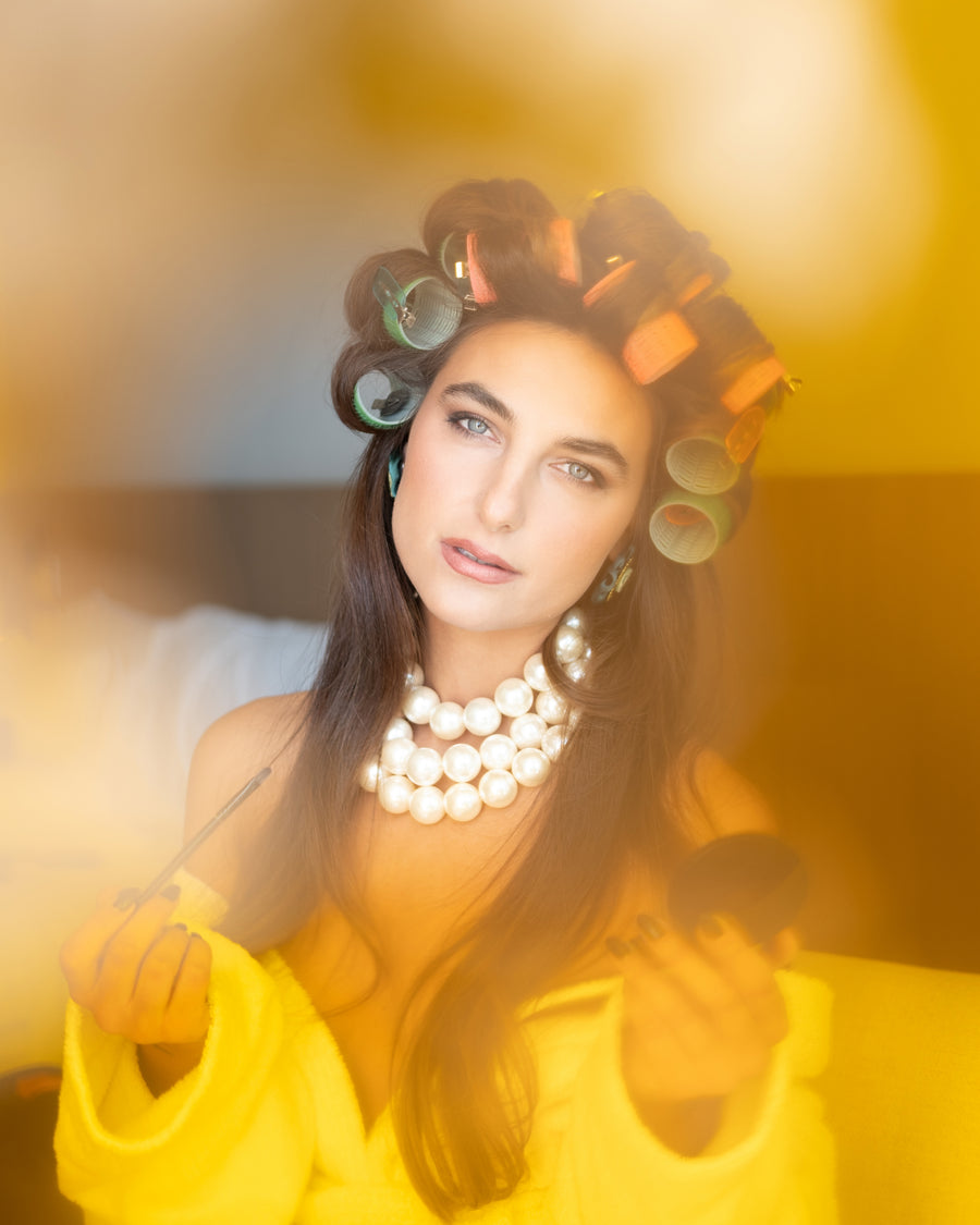 Queening triple pearl necklace
