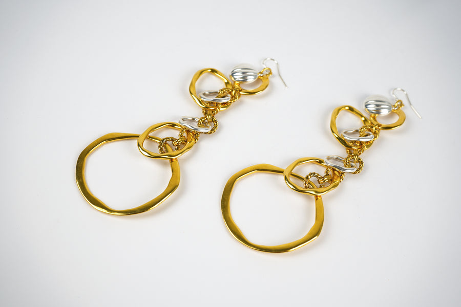 Versatile earrings