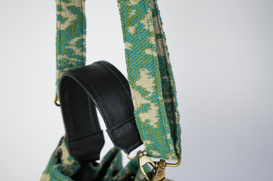 Metamorphosis bag (black)