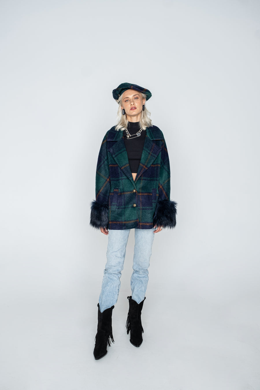 Bold type checkered coat