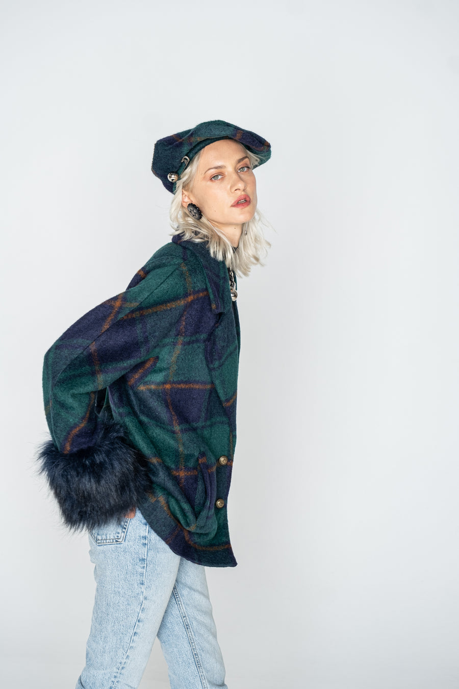 Bold type checkered coat