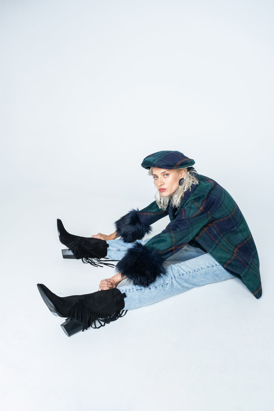 Bold type checkered coat