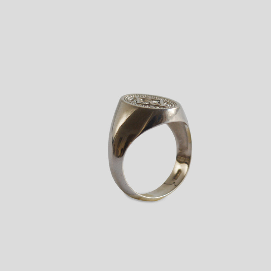 The Chevalier silver ring