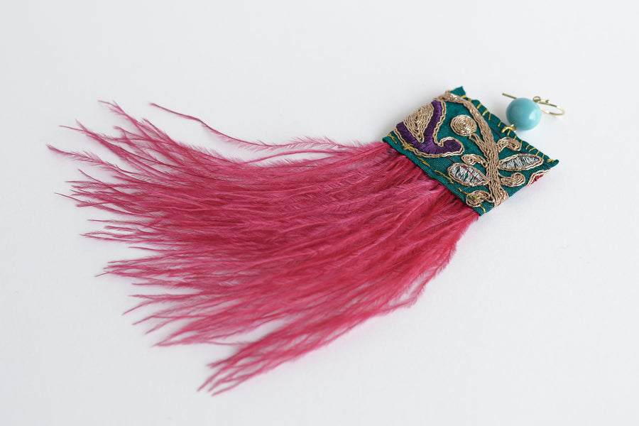 Manifesto earrings (Fuchsia)