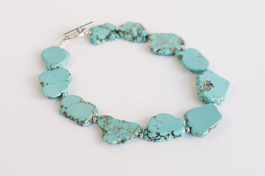 Turquoise stone necklace