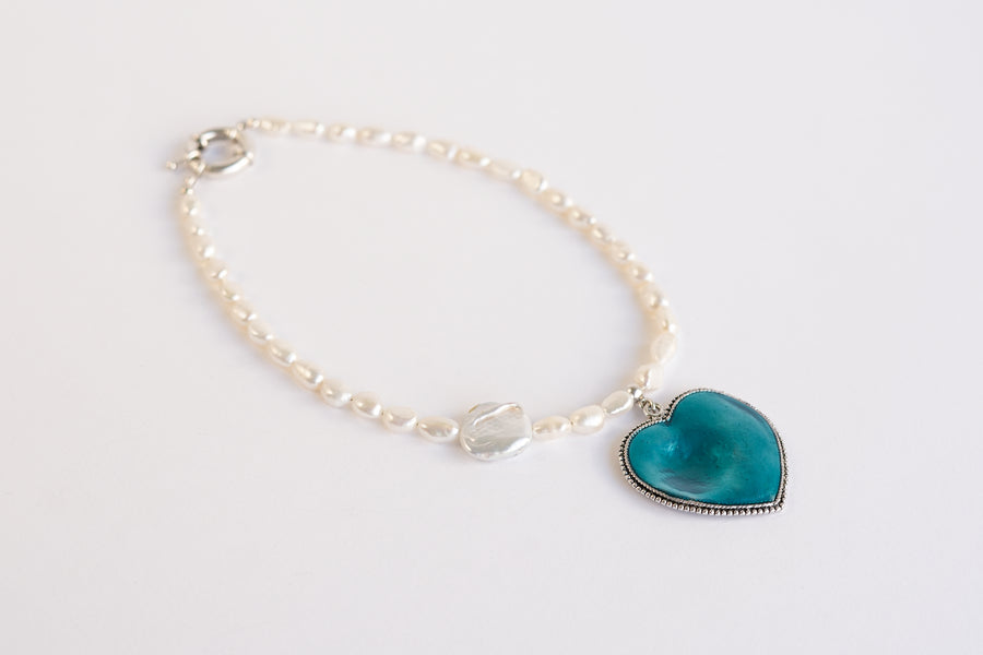 True to yourself pearl necklace