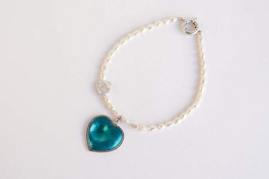 True to yourself pearl necklace