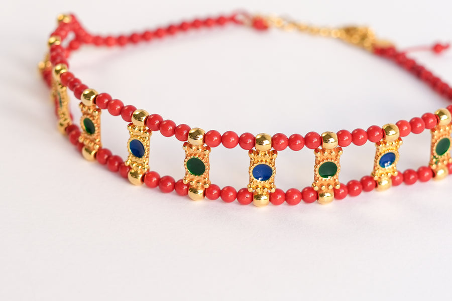Corallium red choker