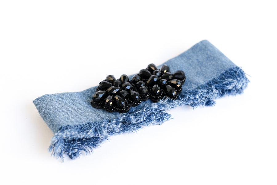 Black dahlia denim choker