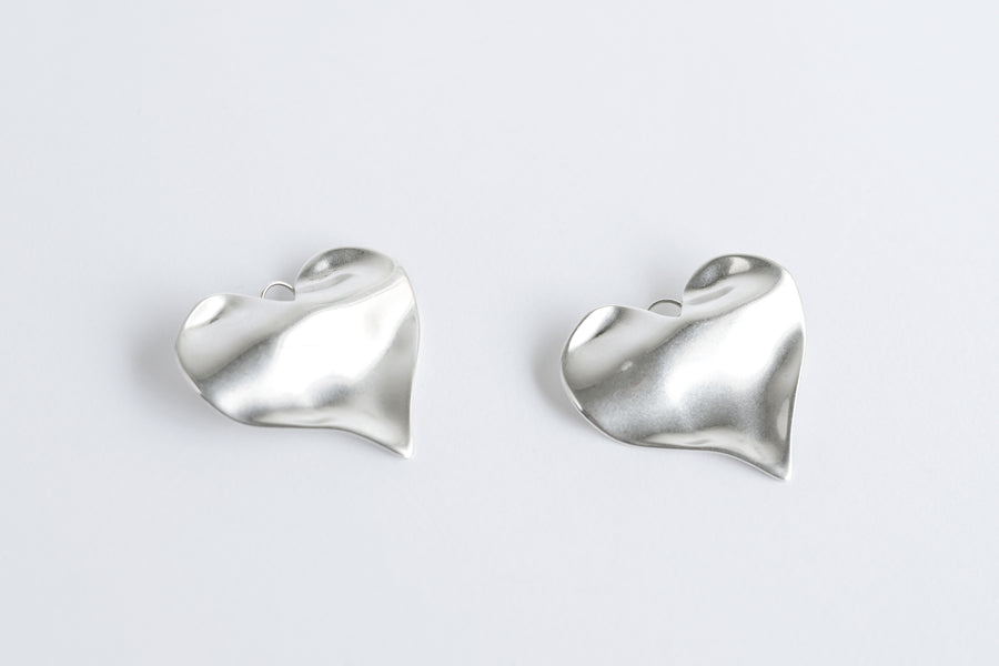 Silver crumpled heart earrings