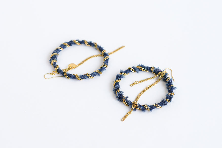 The 90s denim hoops