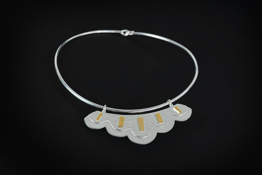 Crown silver necklace