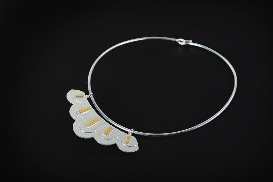 Crown silver necklace